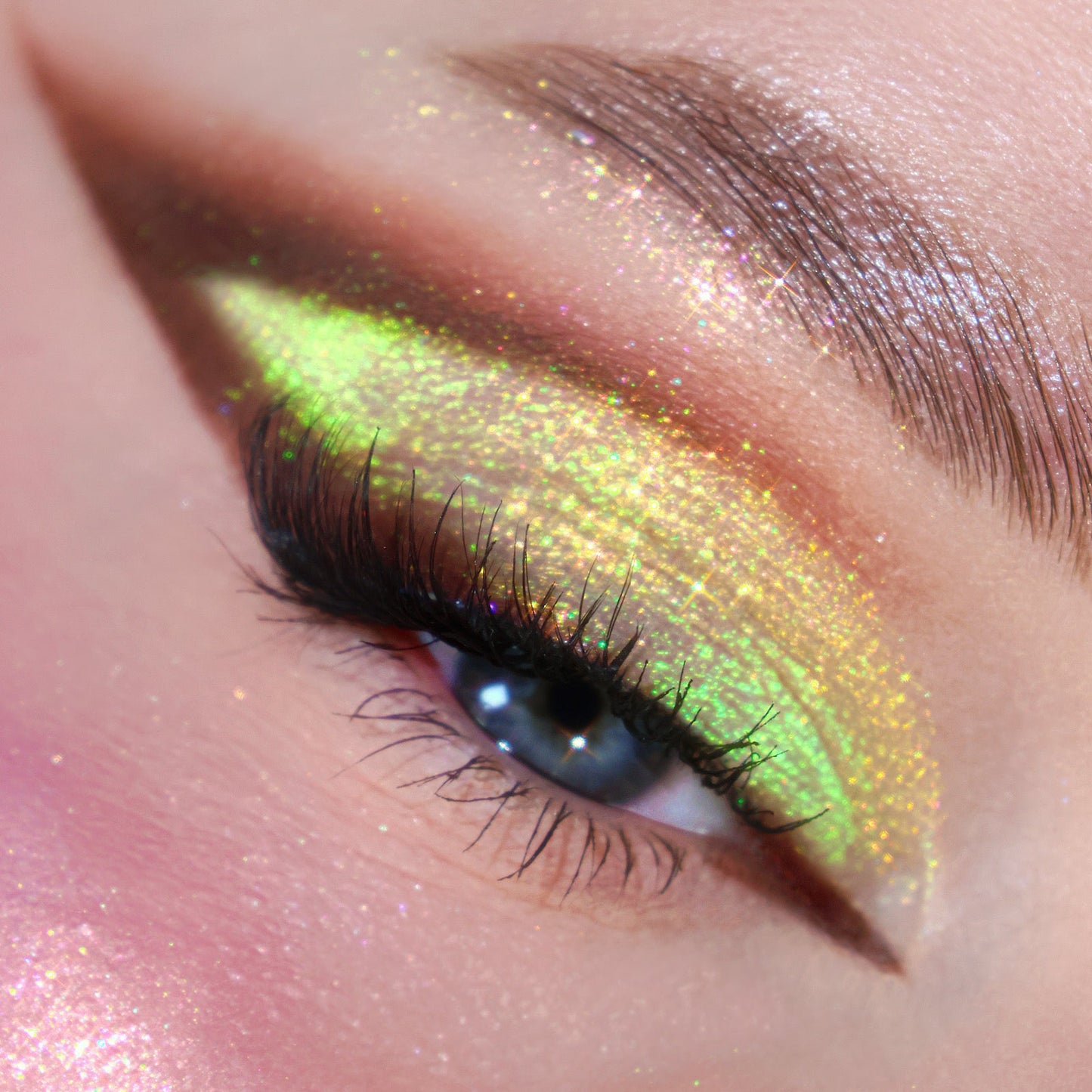 Teddy Bear Opal Multichrome Loose eyeshadow