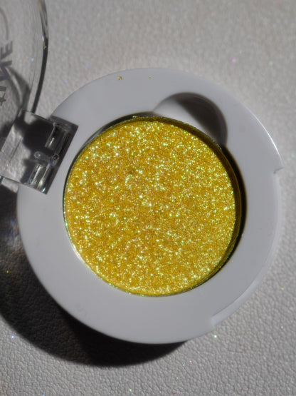 Pineapple Poltergeist open compact from above