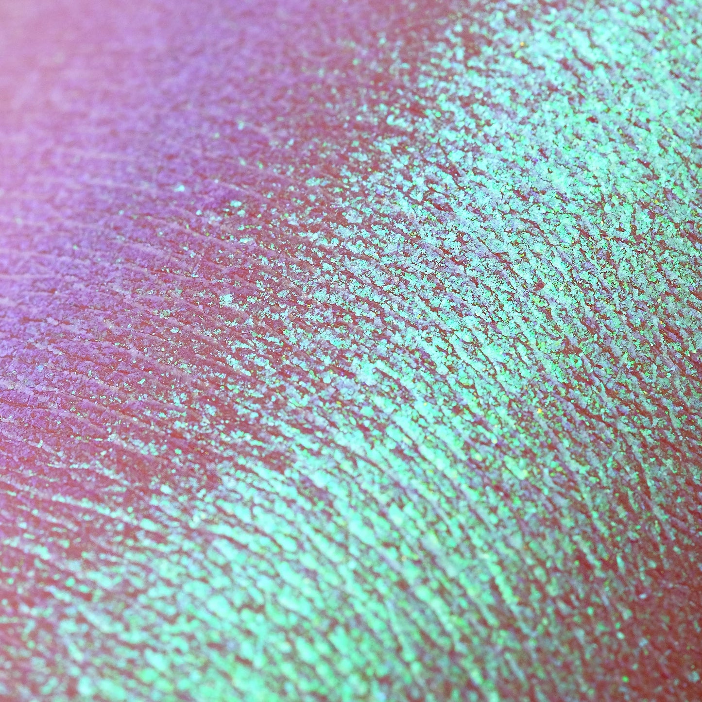 Birdsong Opal Multichrome Loose eyeshadow