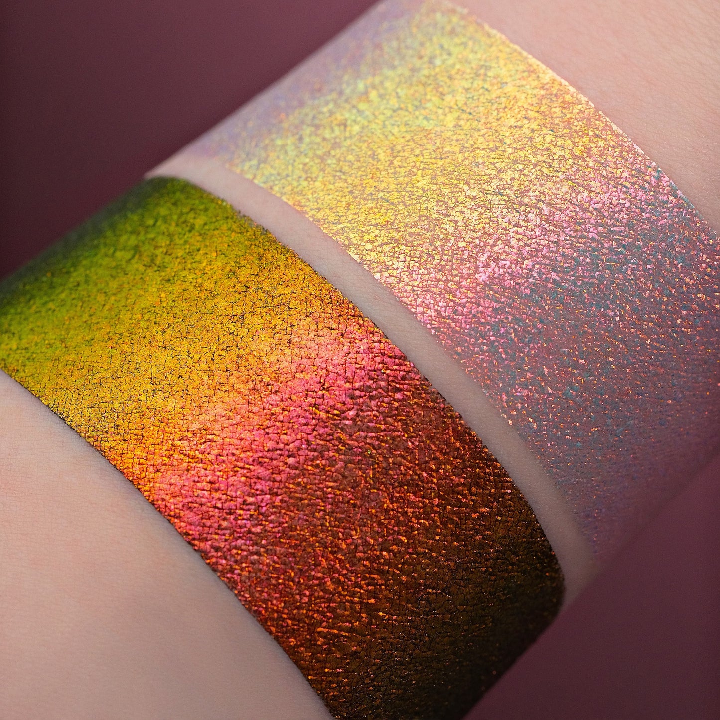 Pillow Fight Opal Multichrome Loose eyeshadow