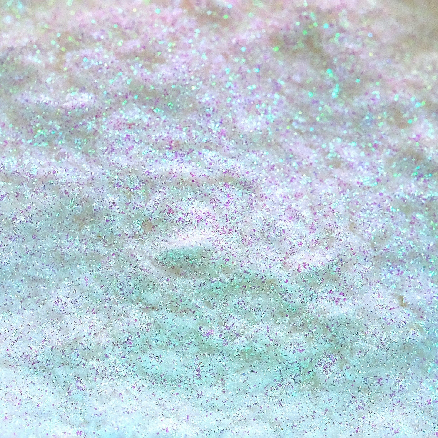 Sweetdreams Opal Multichrome Loose eyeshadow