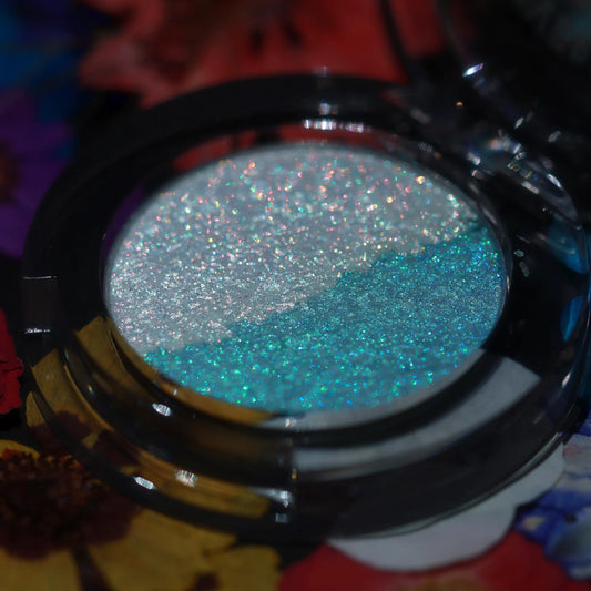 Bizarre Botanicals highlighter