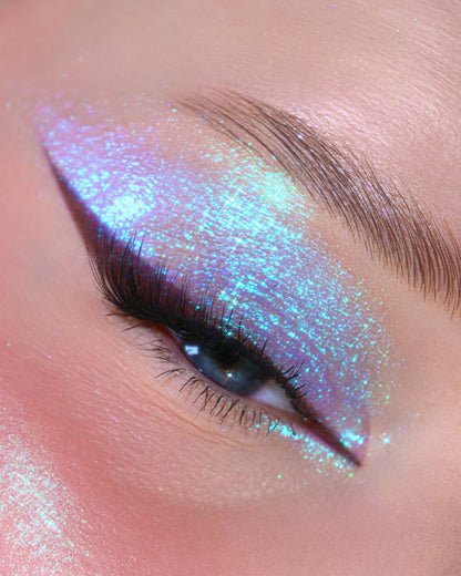 Dreamer Opal Multichrome loose eyeshadow, second product shot