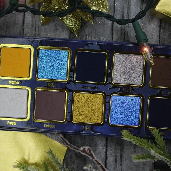 Silent Night palette opened by Gourmande Girls cosmetics