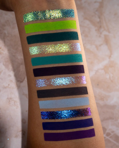 Starr Gazing x Ellie Starr eyeshadow palette