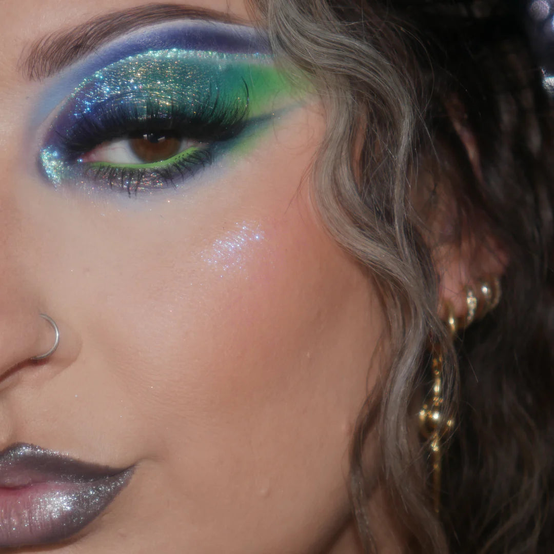Starr Gazing x Ellie Starr eyeshadow palette