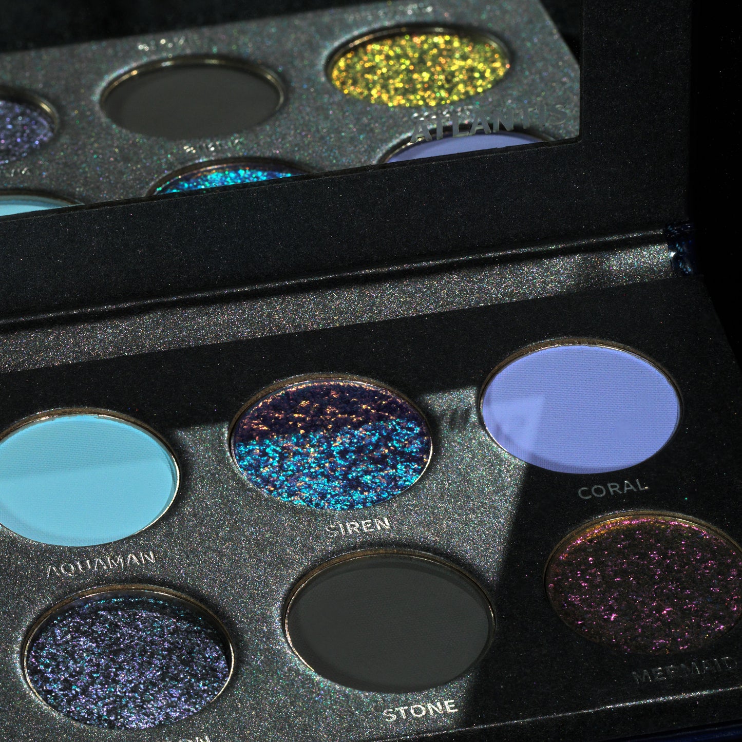 Atlantis eyeshadow palette