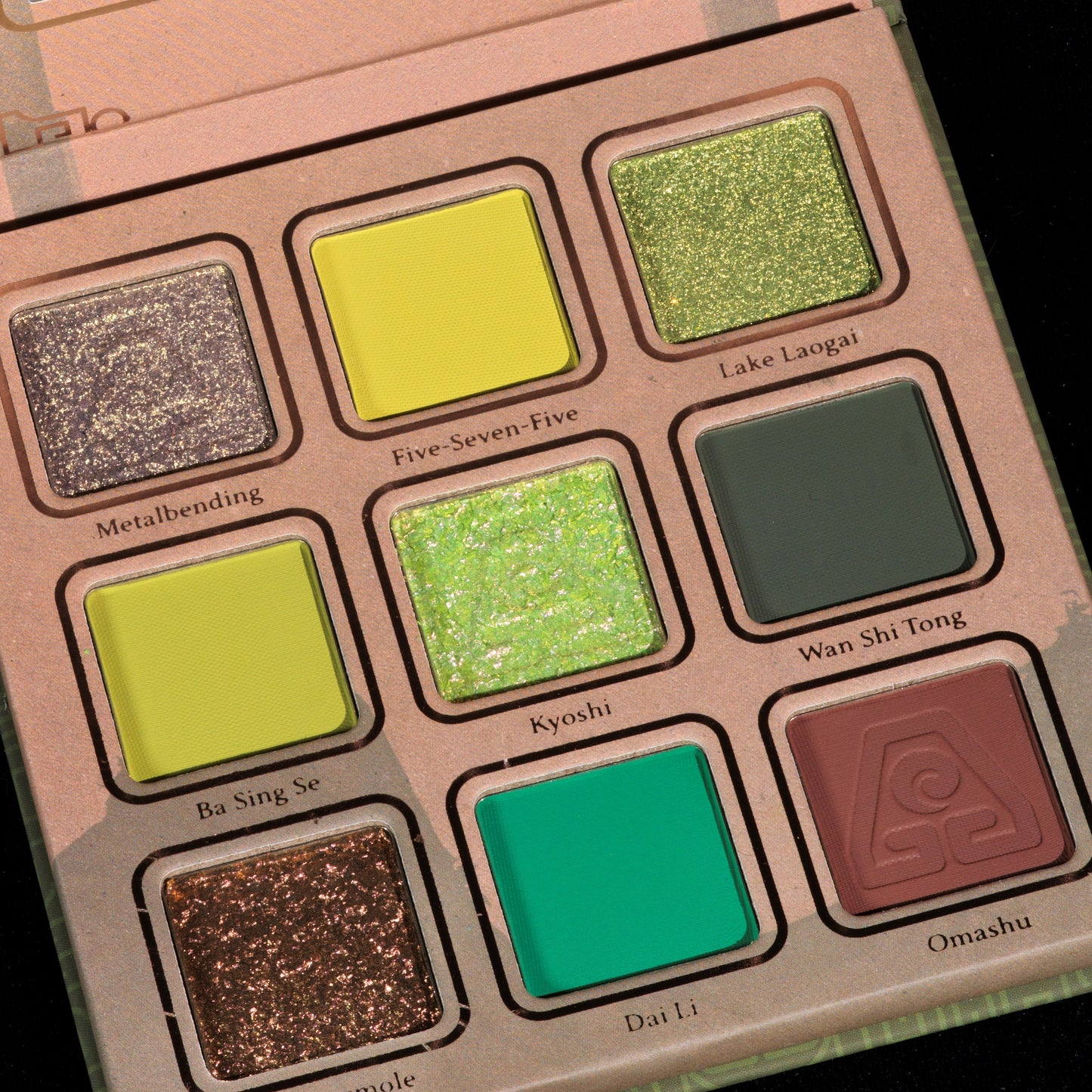 Avatar the Last Airbender: Earth eyeshadow palette