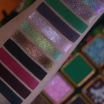 Trapped eyeshadow palette
