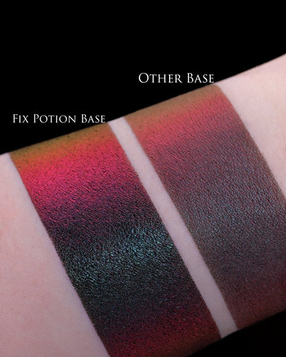 Original Multichrome loose eyeshadows line, seventh shot