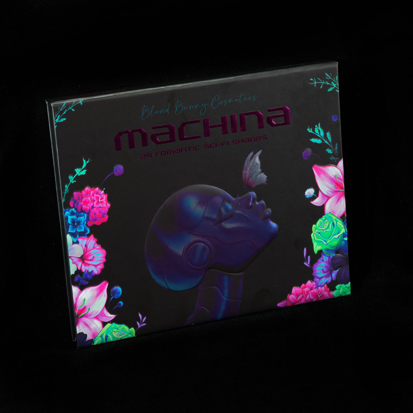 Machina eyeshadow palette closed by Blend Bunny