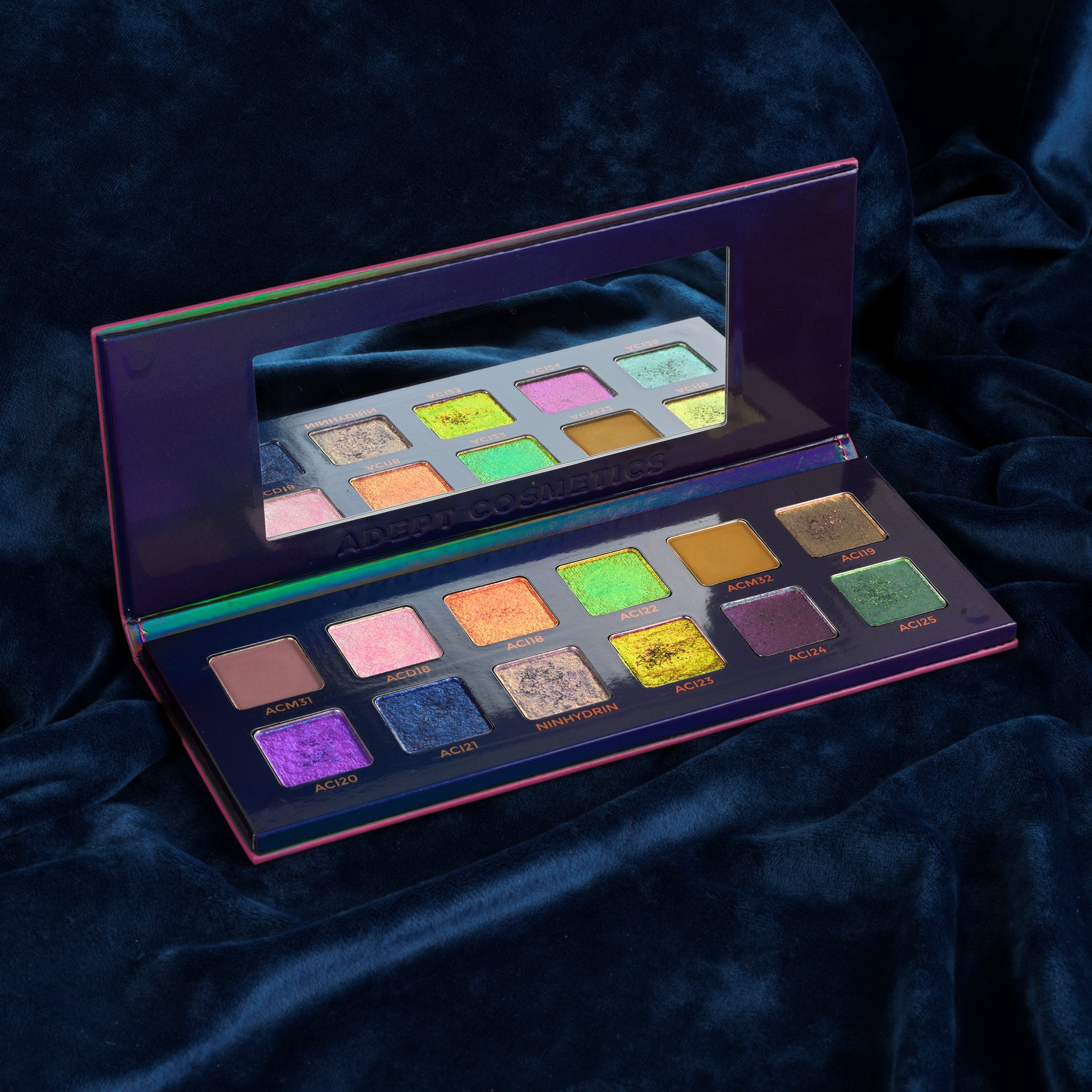 Ninhydrin palette open by Adept Cosmetics
