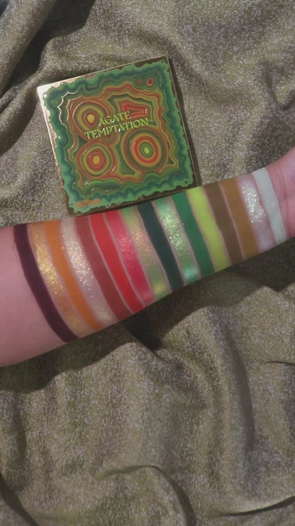 Agate Temptation eyeshadow palette