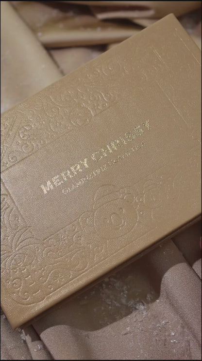 Merry Chrissy eyeshadow palette