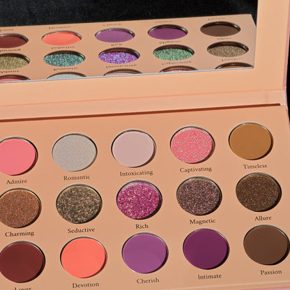 Rich Romantic eyeshadow palette