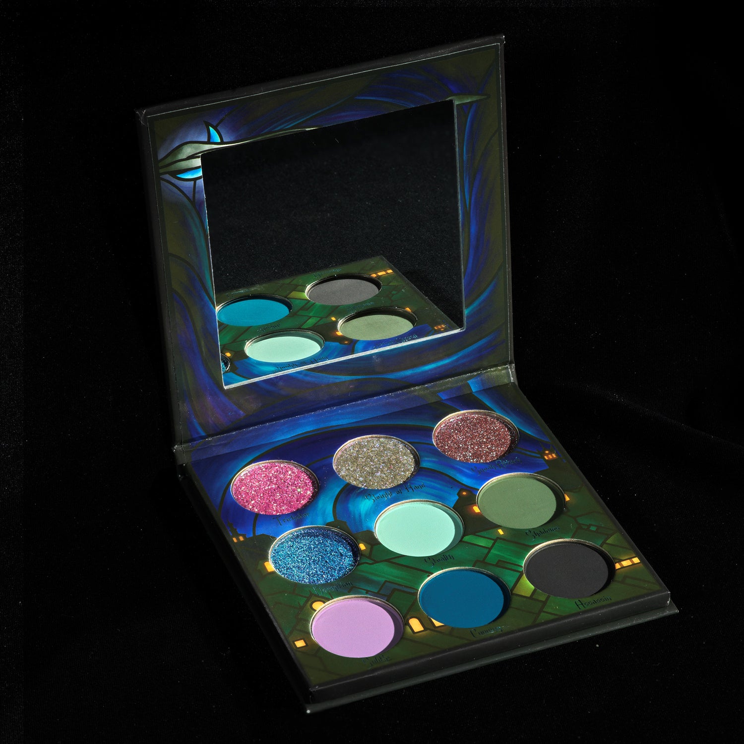 Rogue eyeshadow palette by Fantasy Cosmetica opened