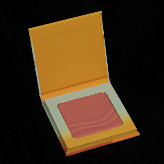 Evocative silk blush