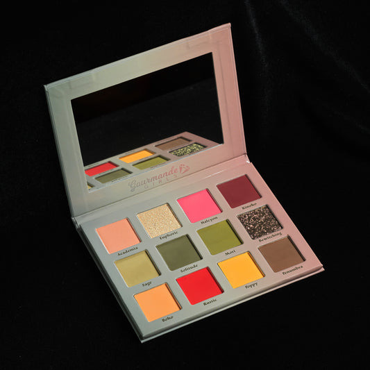 Secret Grove eyeshadow palette