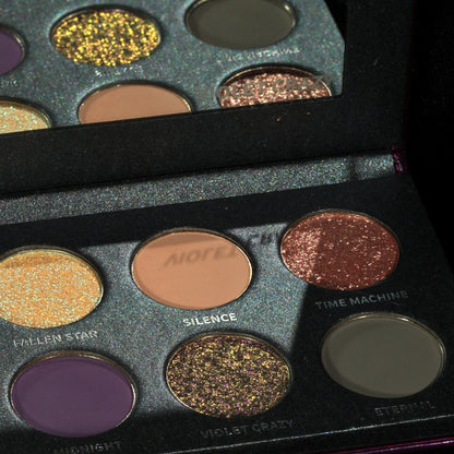 Violet Crazy eyeshadow palette